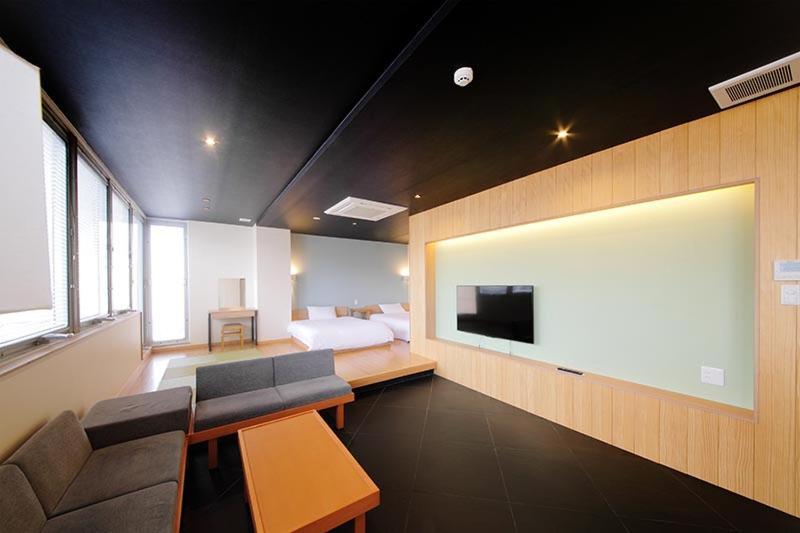 R Star Hostel *