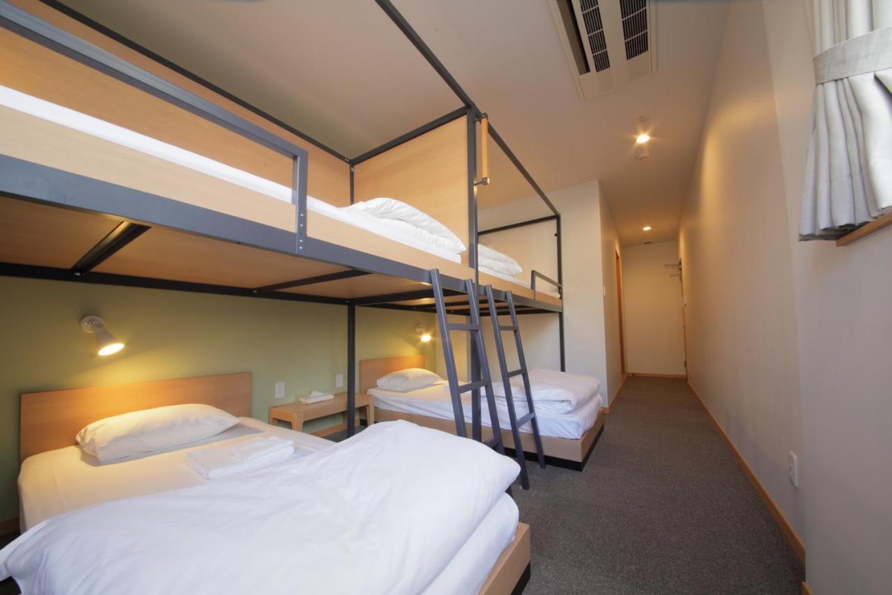R Star Hostel