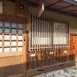 Shirakawa Cottage
