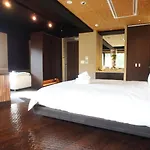 Gion Suite