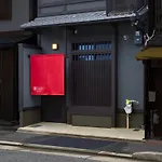 Kanade Toji-Kitamon