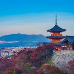 Oyo Kyoto Earth