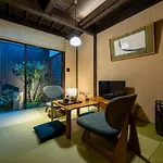 Yorozuha Machiya House