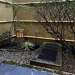Maeniiya Machiya Inn