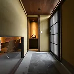 Kuraya Kiyomizu Gojo