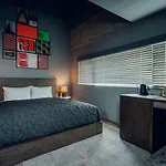 Node Hotel