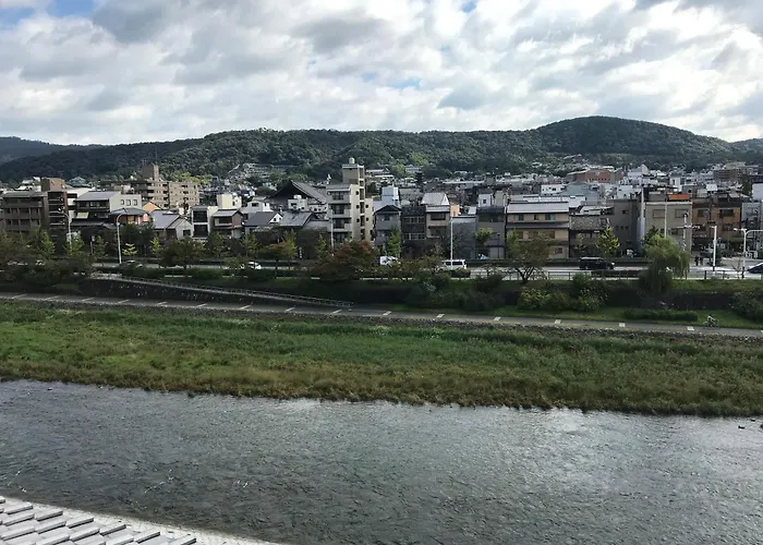 Tazuru
