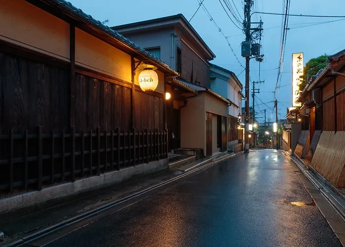 Gion Ryokan Q-Beh