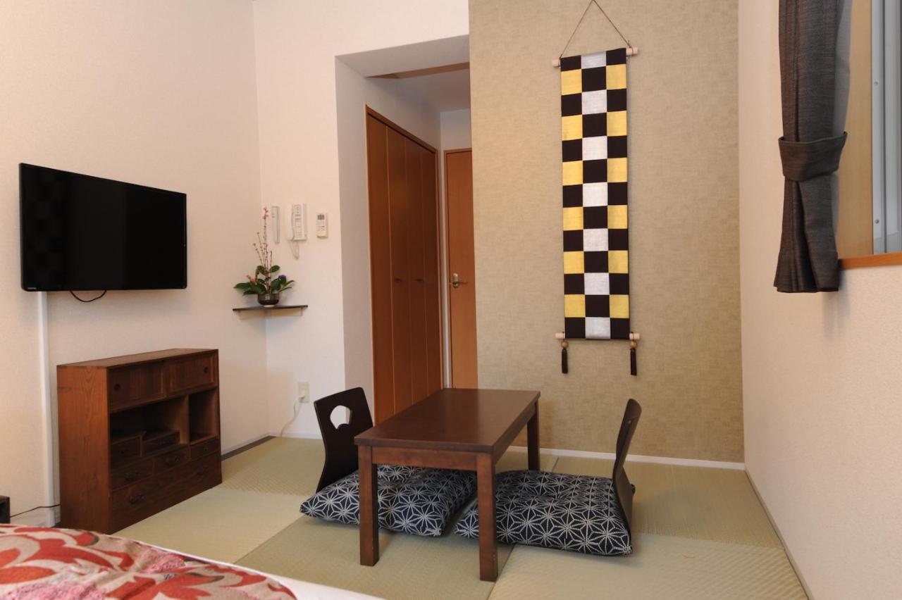 Viale Jurakumawari 2*