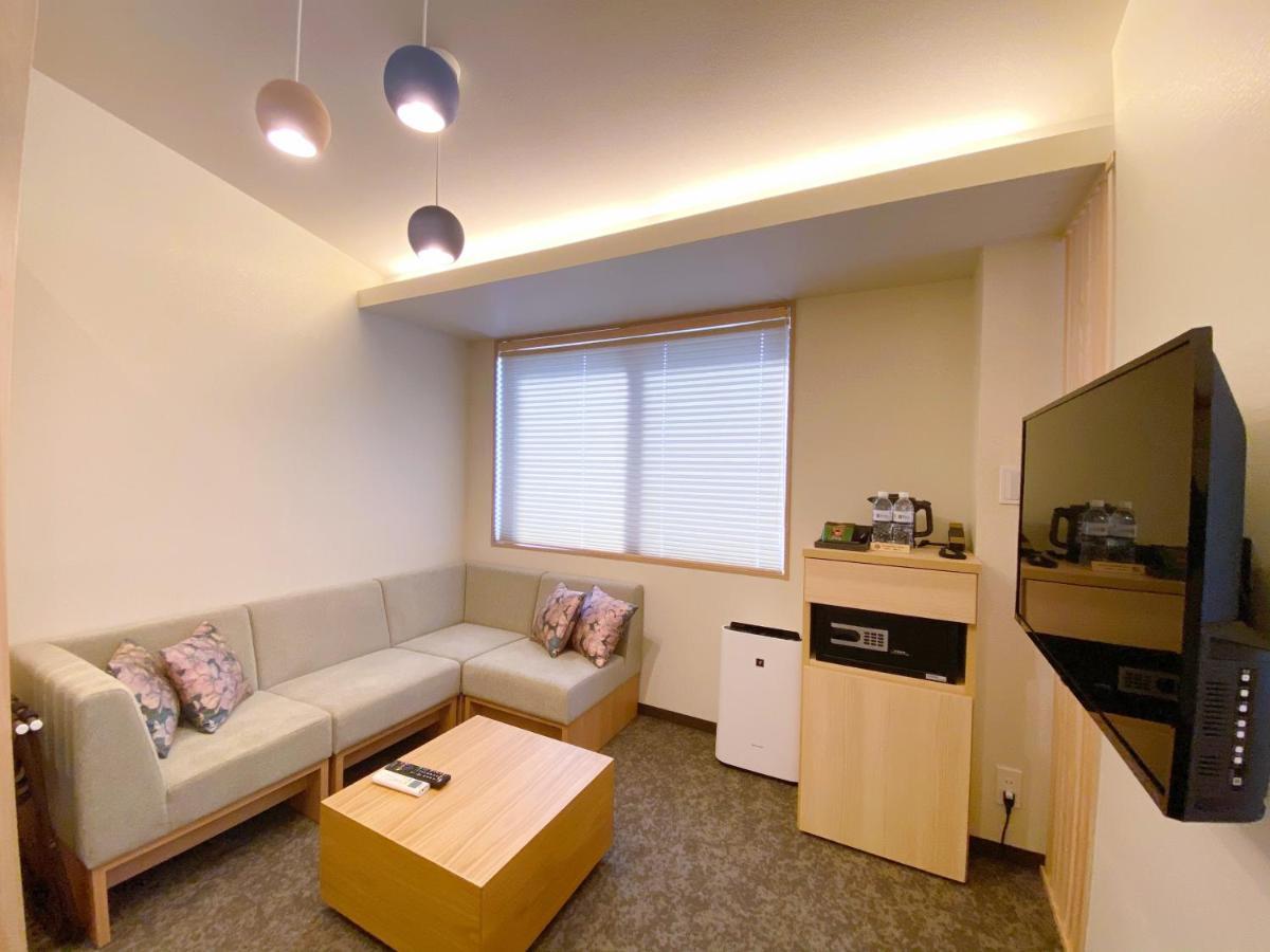 You's Aparthotel 3*