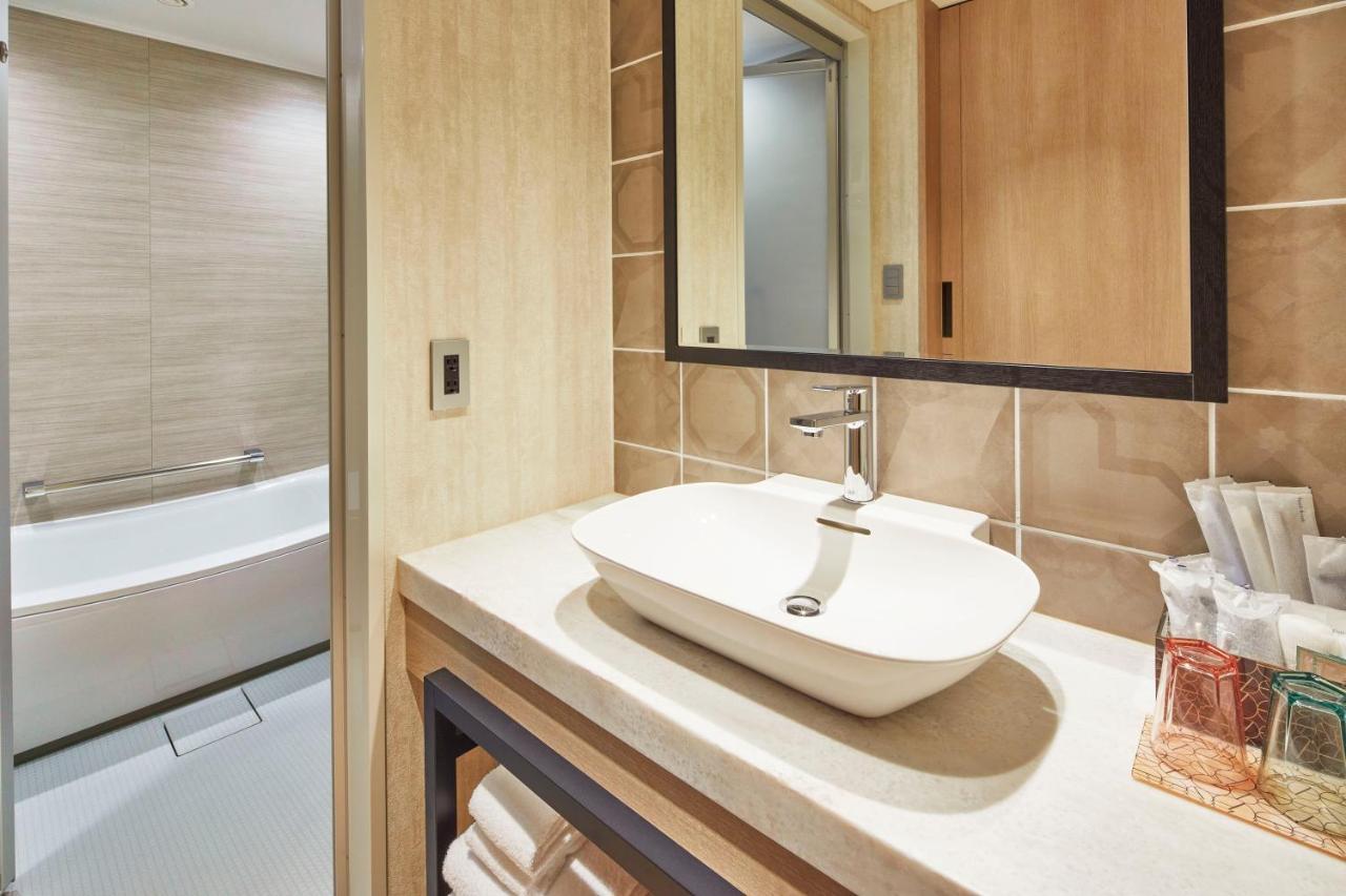 Hotel Emion 4*