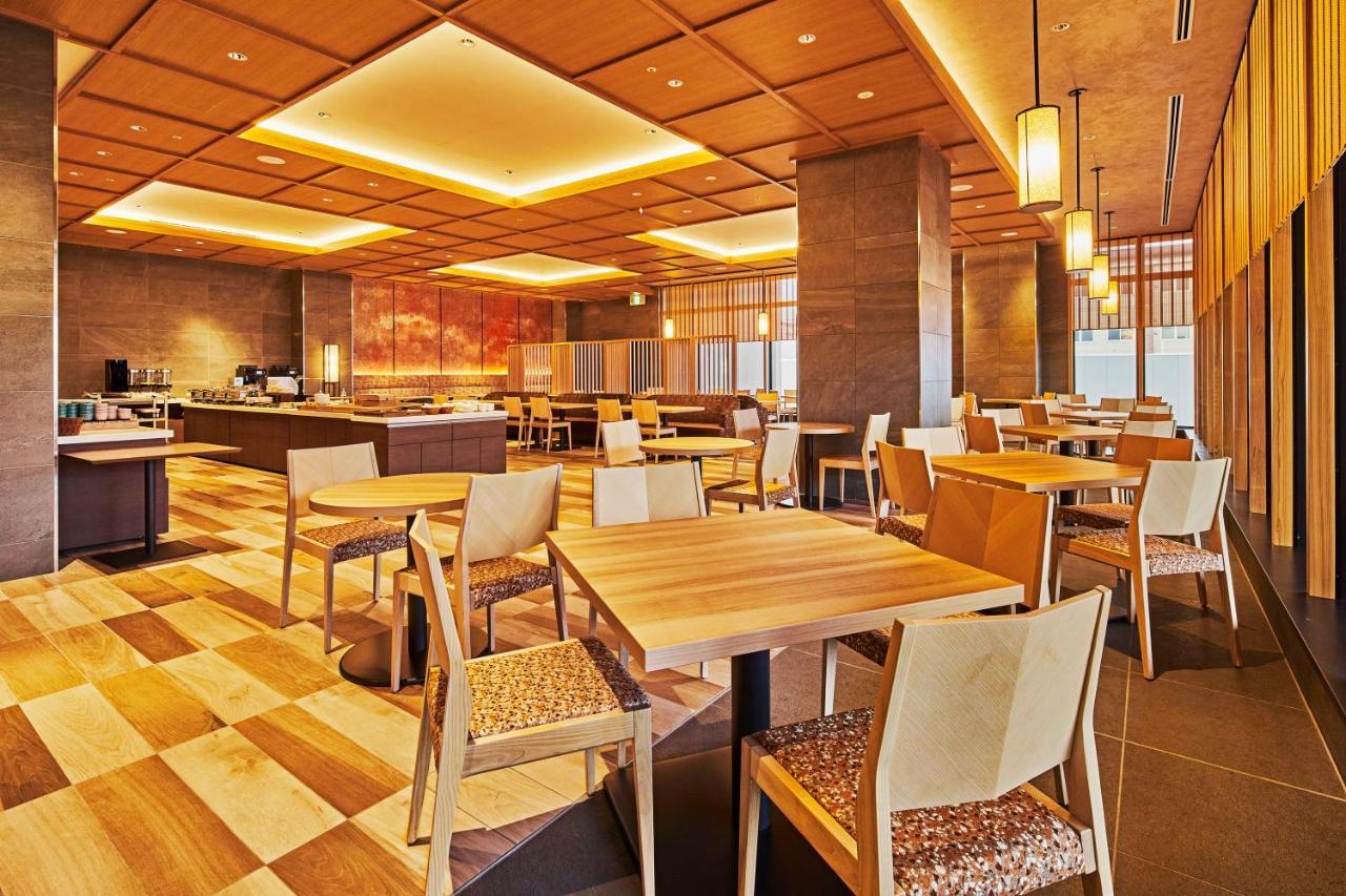 Emion Hotel 4*