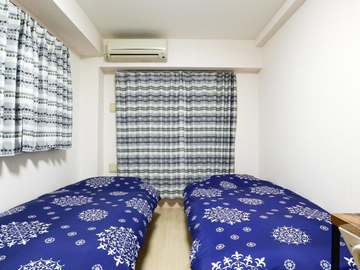 Roanne Higashiyama Apartment