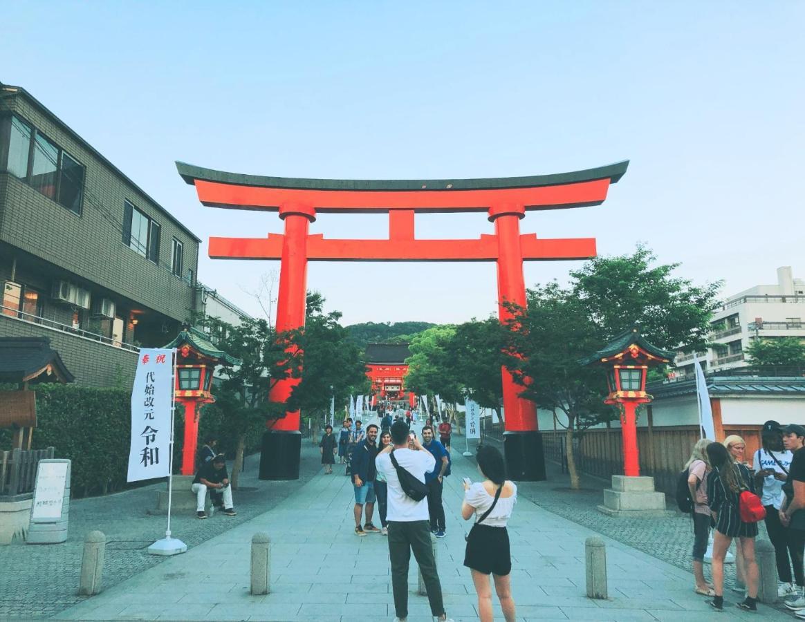 Inari Tonoya - Vacation 03844v * Kyoto