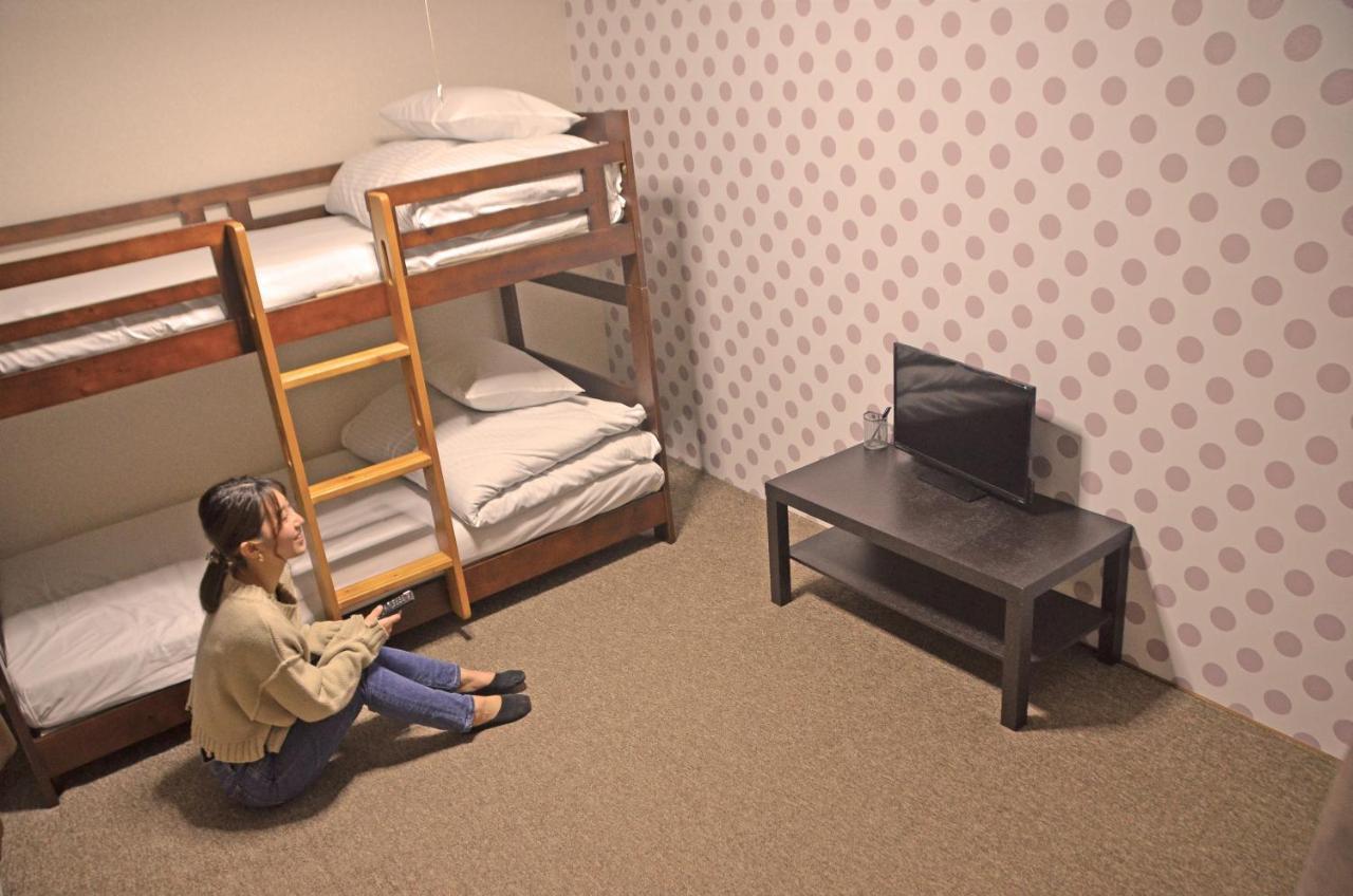 Tomato Guest house 2*