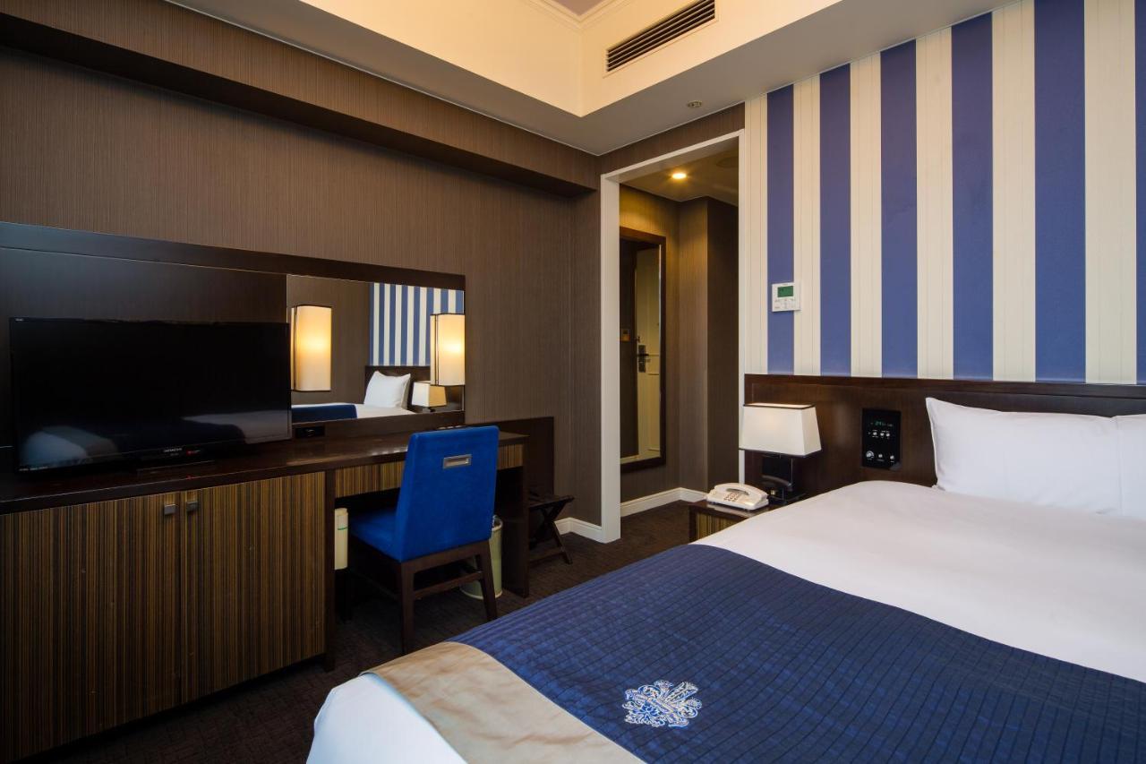 Monterey Hotel 4*