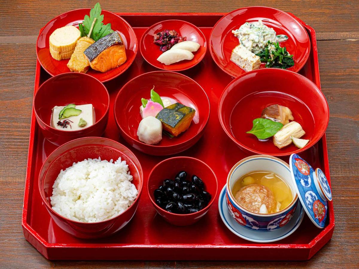 Kyoisuke Mukadeyacho * Kyoto