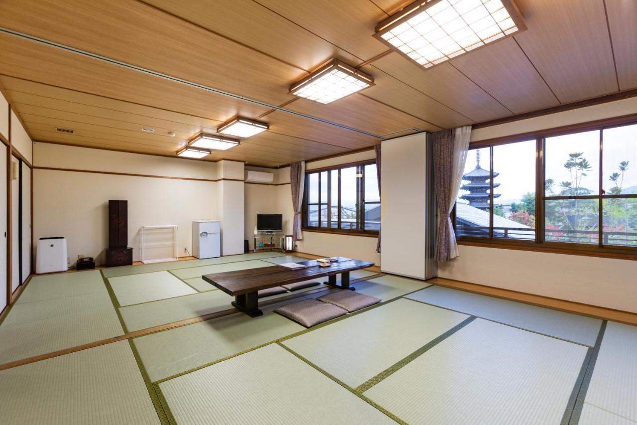 Higashiyamaso 3*