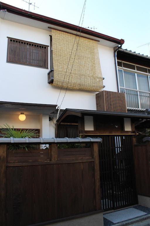 Higashiyama Jao *