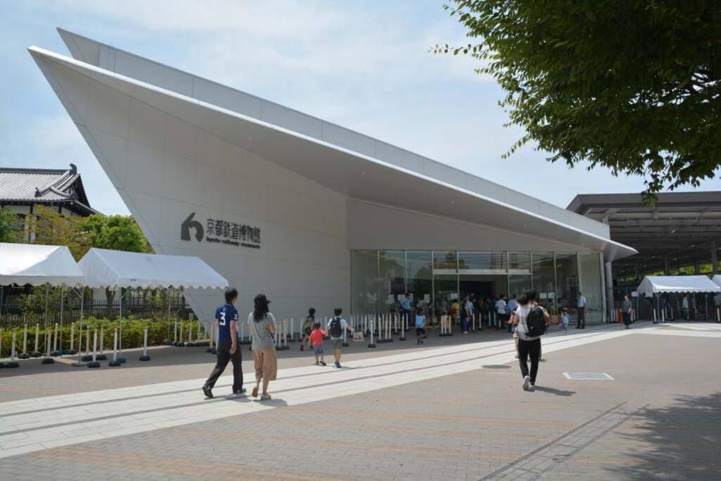 Villa Jr京都駅徒歩10分。お風呂が素敵な貸切京町家。6人まで最適。 Kyoto