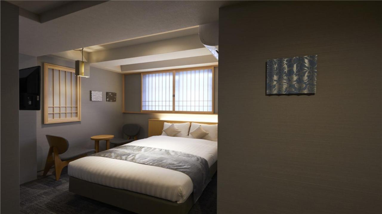 Gion 4*