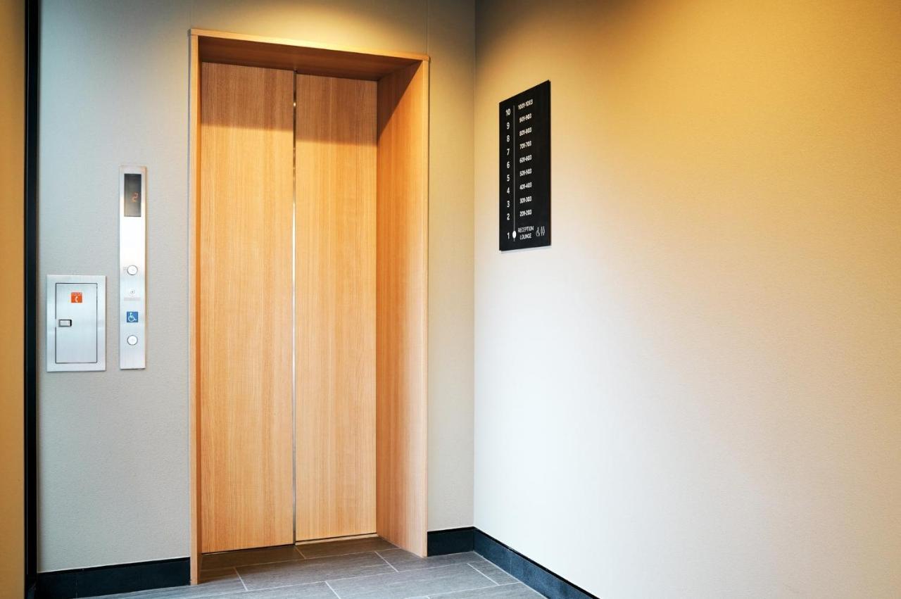 Rakuten Station Large Single Bed Unirversal Design