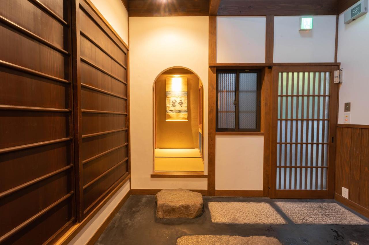 Villa 祇園せいじ庵。お風呂が素敵な貸切京町家。netflix見放題。
