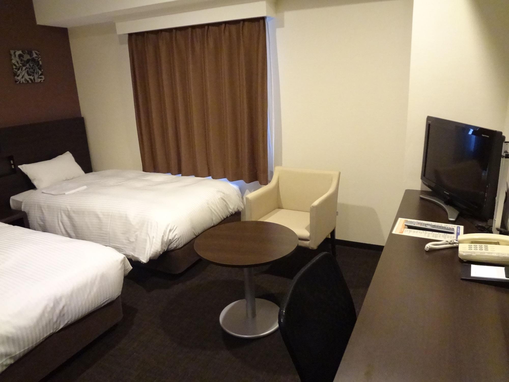 Smile Shijo Hotel 3*