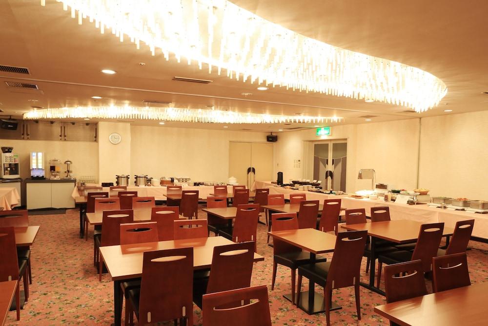 Smile Shijo Hotel