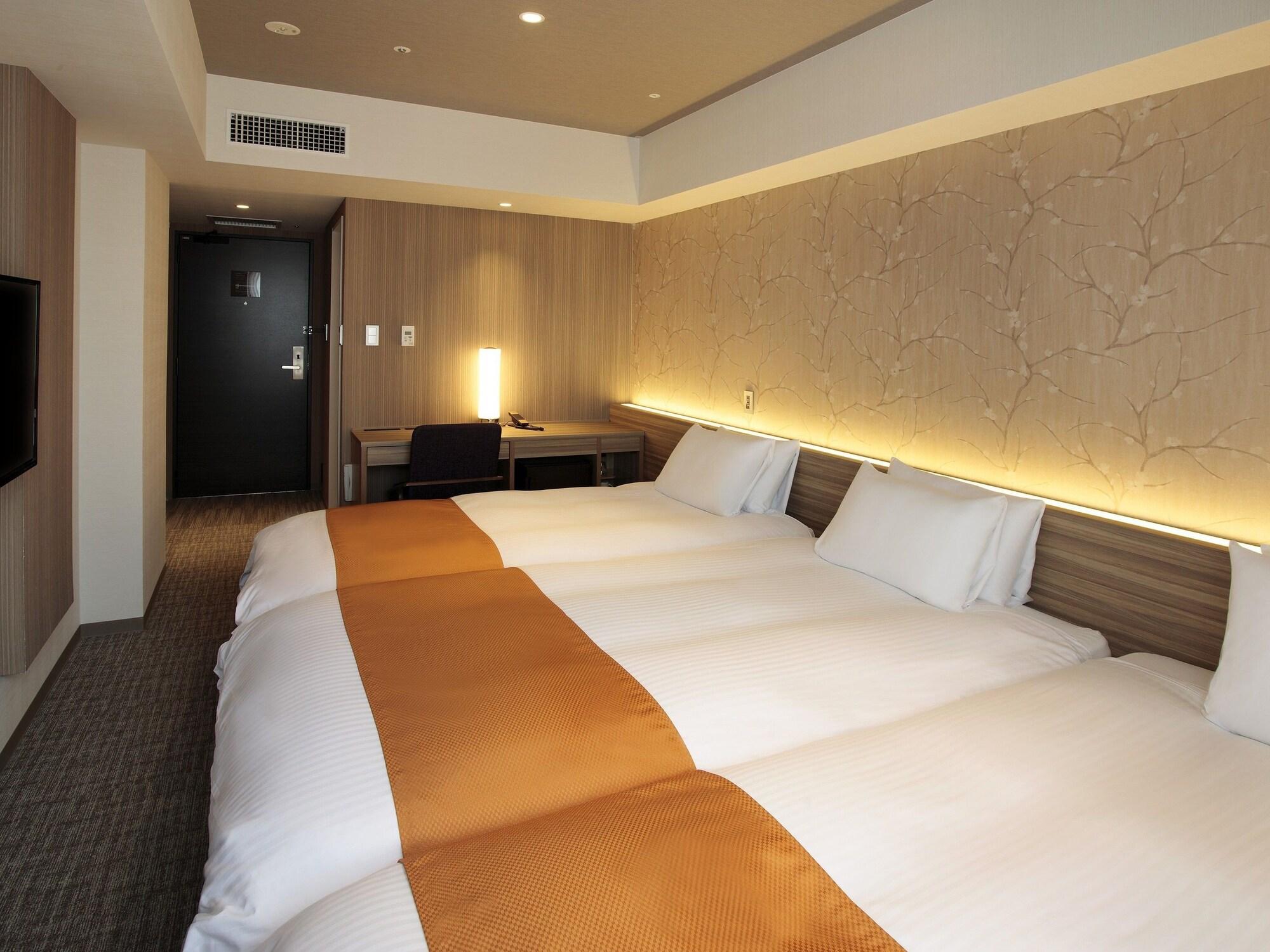 Hotel Elcient Kyoto Hachijoguchi 3* Kyoto