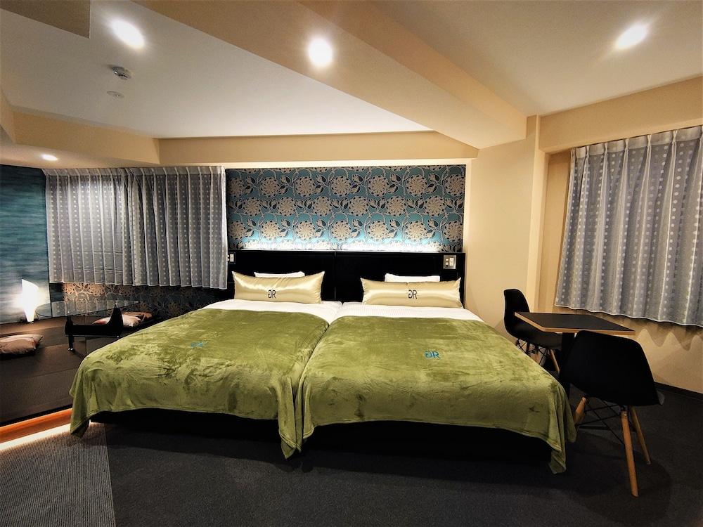 Hotel Rich Station South 3*