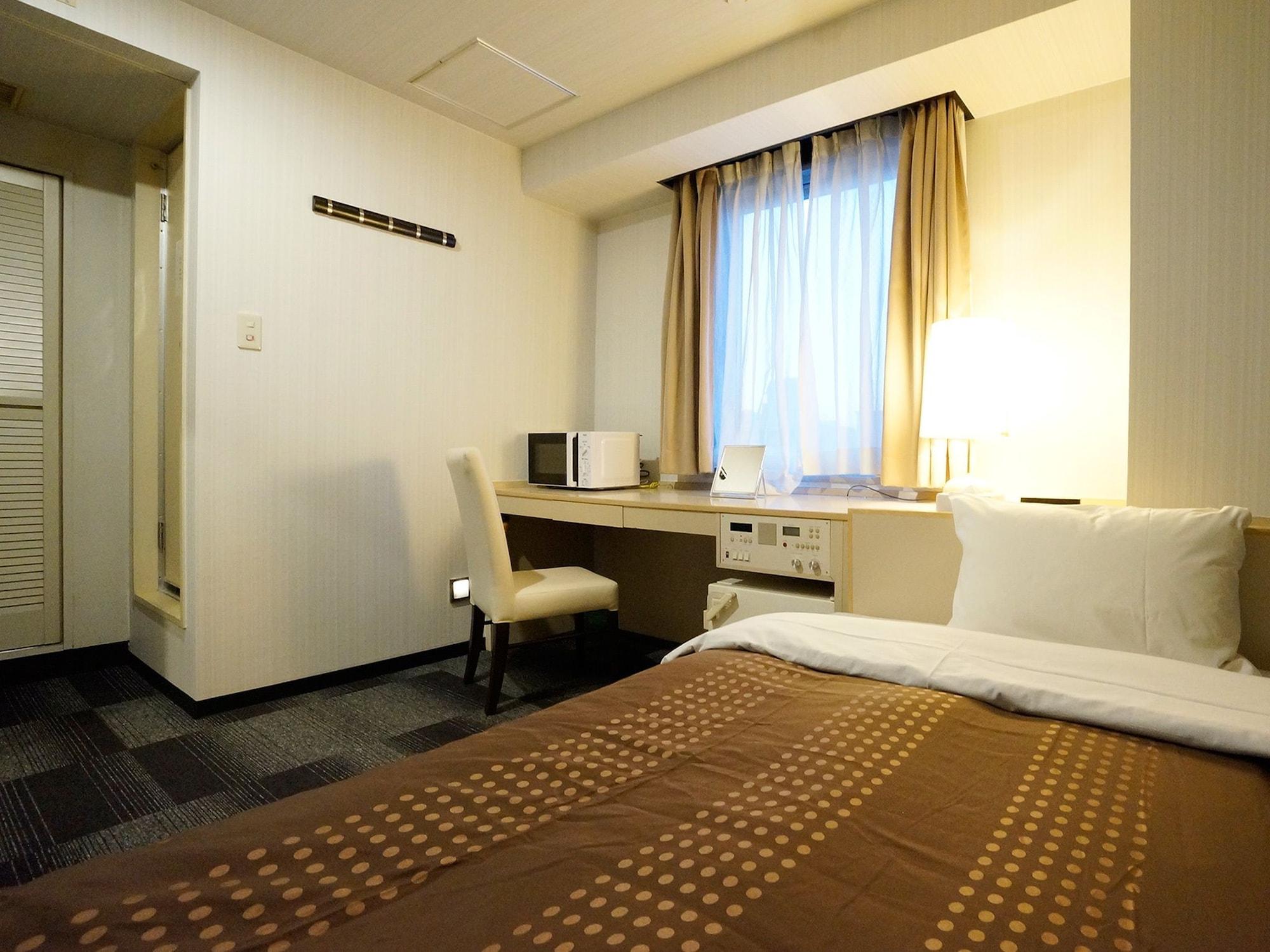 Livemax Gojo Hotel