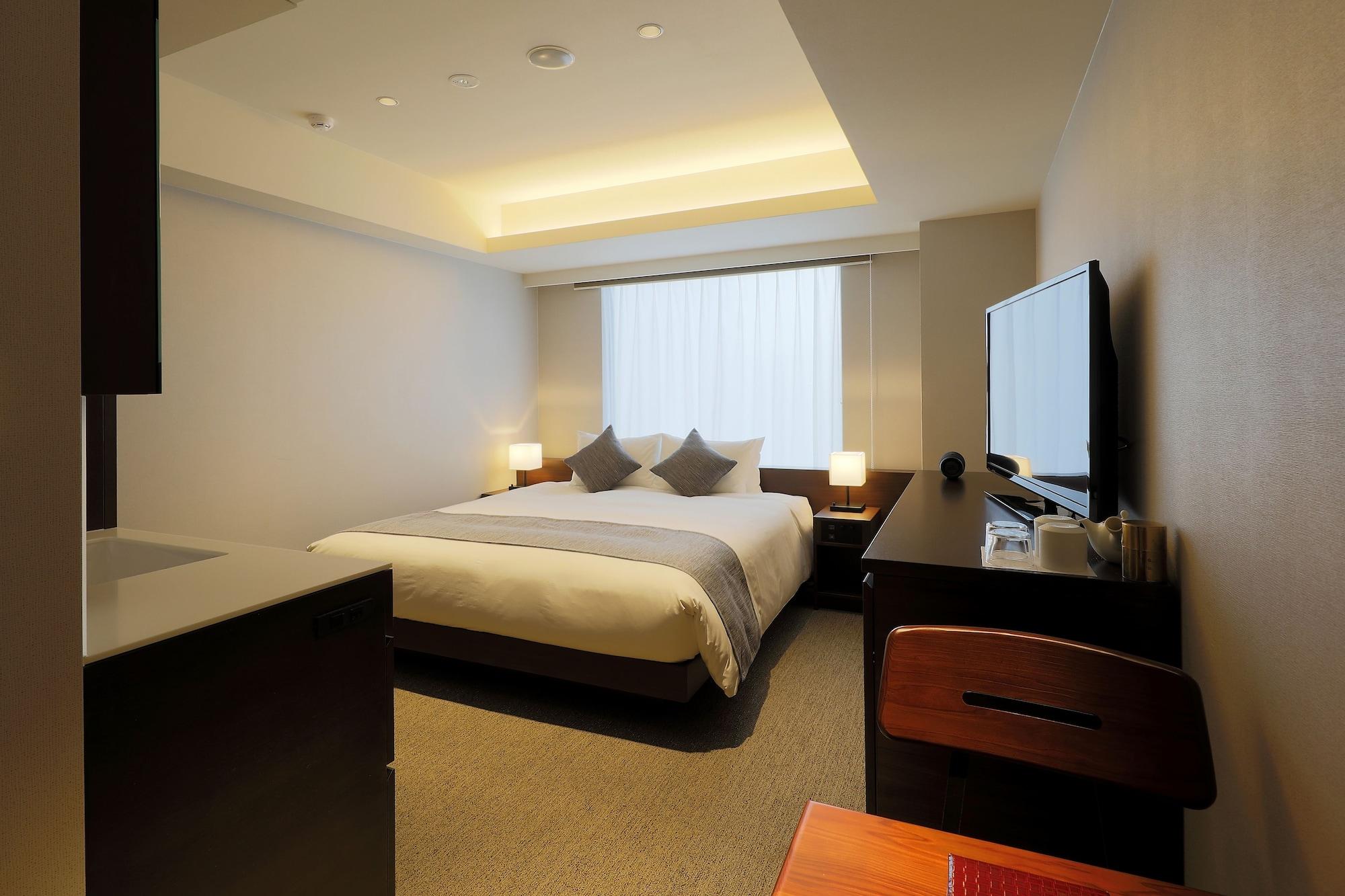 The General Takatsuji Tominokoji Hotel