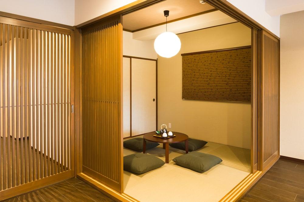 Riverview House Kyoraku Aparthotel
