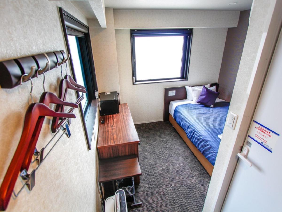 Livemax Kamogawamae Hotel 3*