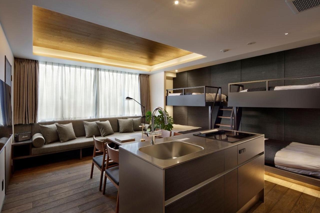20 Pieces Hotel