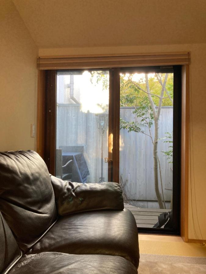Sanzen Ya さんぜんやきょうと- Cozy Art Space For Lover Of Travel -