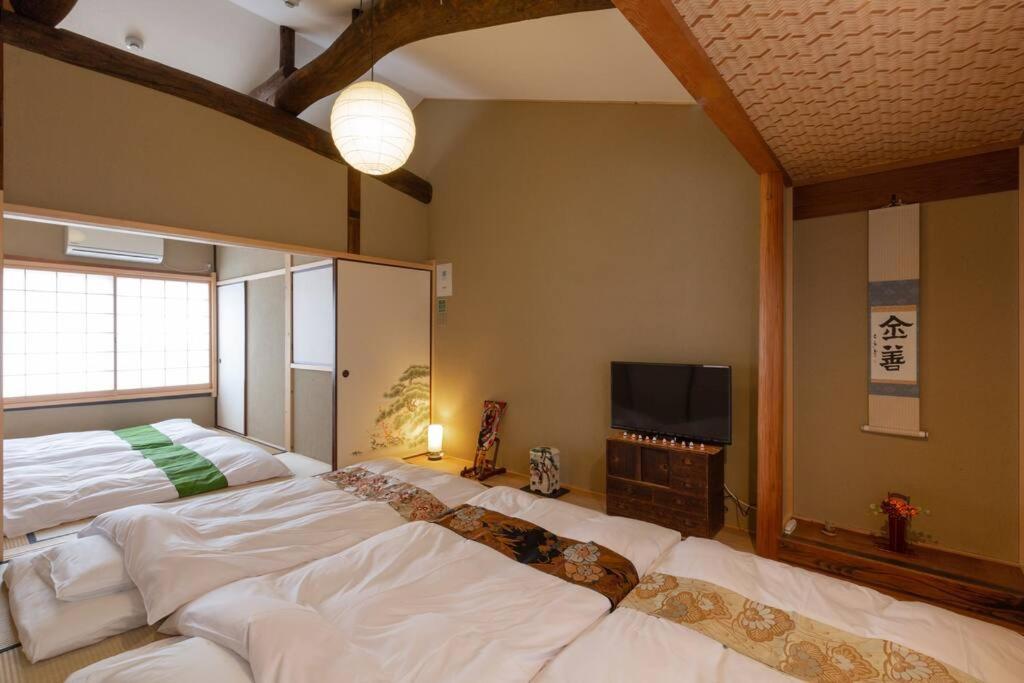 Villa Nijo Castle, Kinkakuji.etc 西陣・京町家の宿「三石」 *