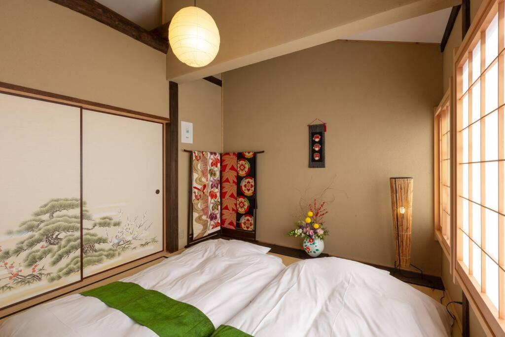 Villa Nijo Castle, Kinkakuji.etc 西陣・京町家の宿「三石」 *