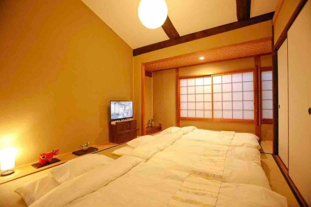 Villa Nijo Castle, Kinkakuji.etc 西陣・京町家の宿「三石」