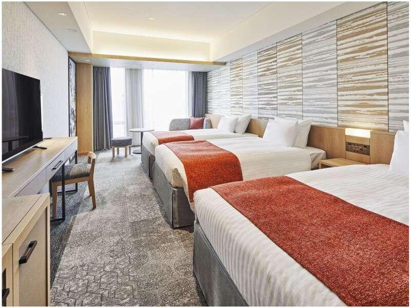 Emion Hotel 4*