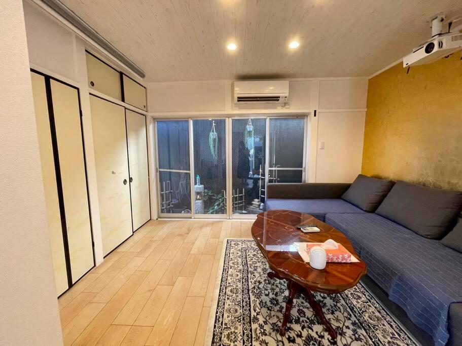 ゲストハウス宮の軒-稲荷参道前 3-floor Family House Chalet Kyoto