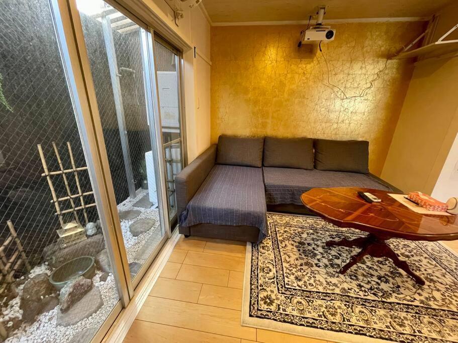 ゲストハウス宮の軒-稲荷参道前 3-floor Family House Chalet