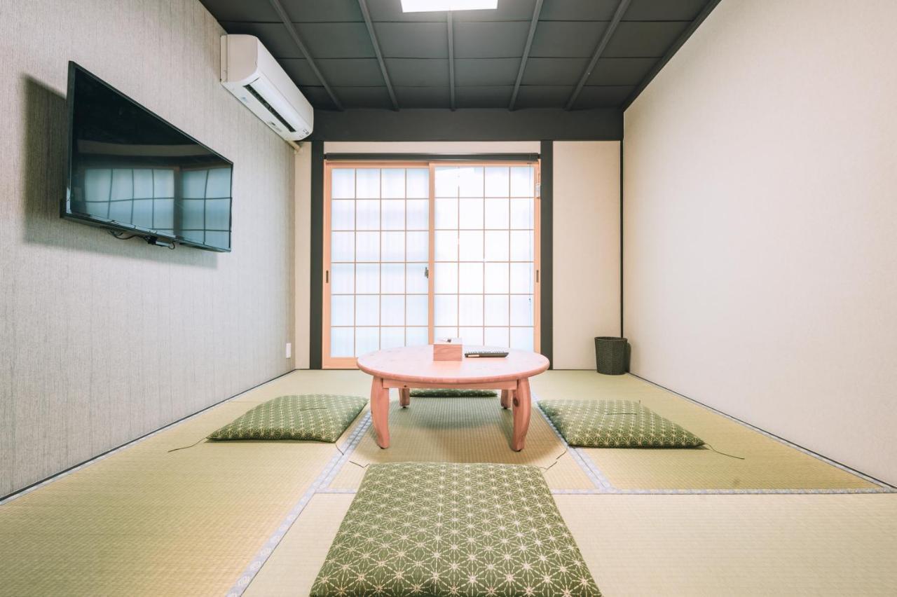 町屋 月 Machiya Tsuki *