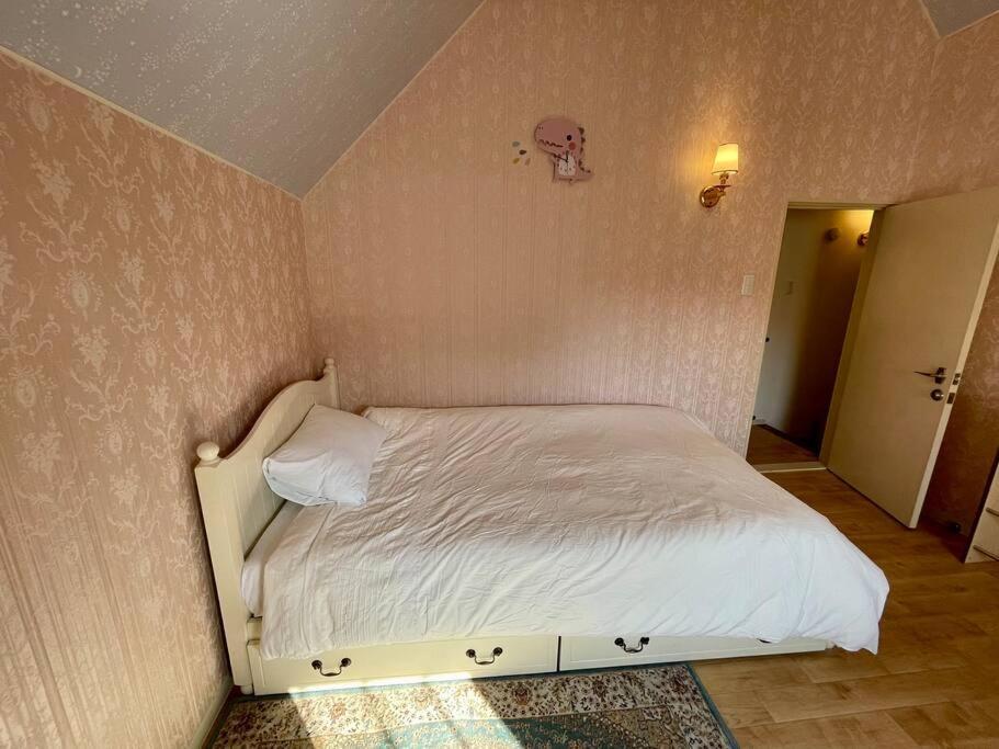 ゲストハウス宮の軒-稲荷参道前 3-floor Family House Chalet Kyoto