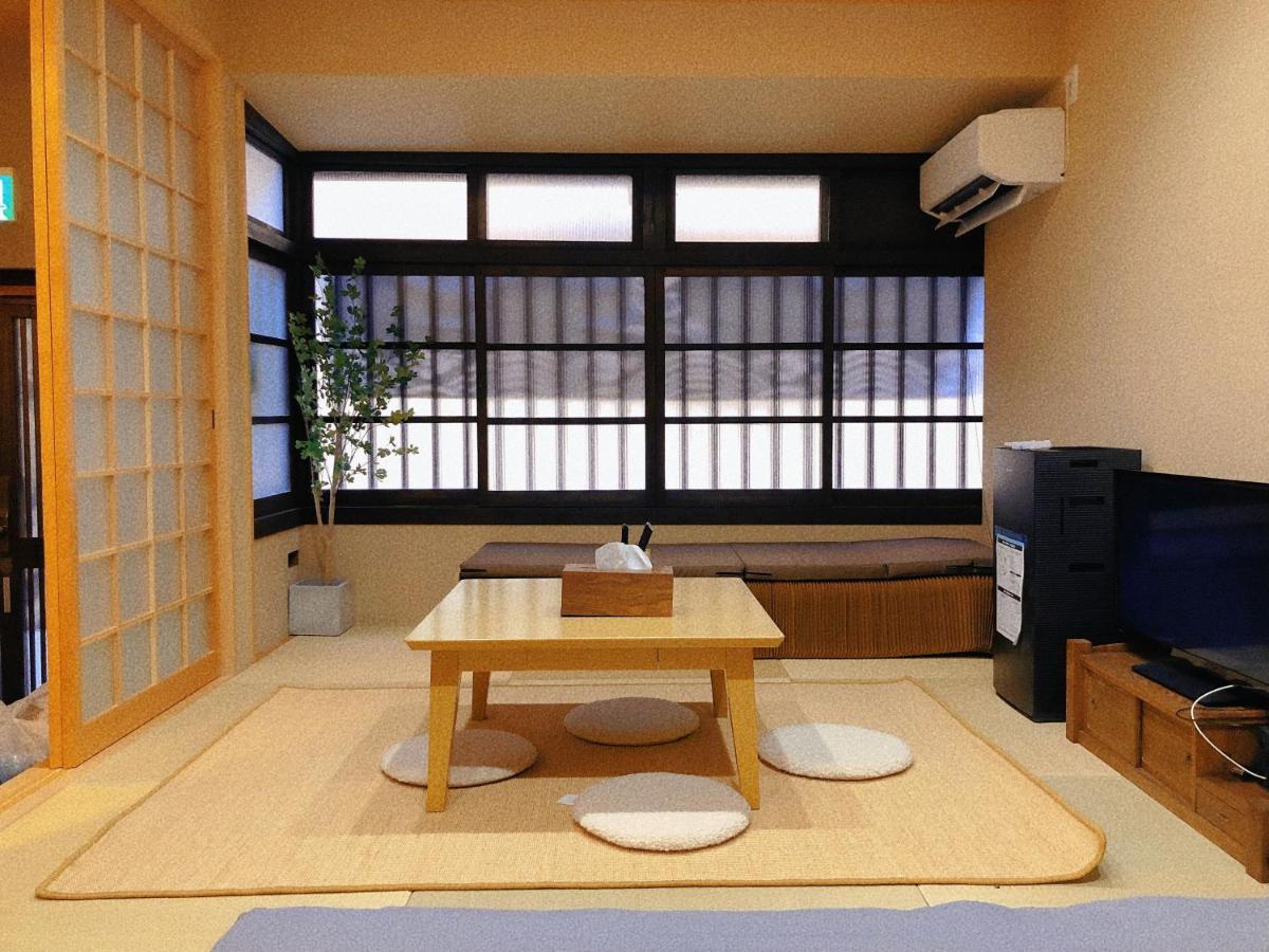 Minami Toji---jp Style In Kyoto