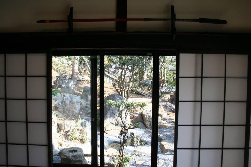 Traditional/modern Paradise In Quiet Area! Apartment