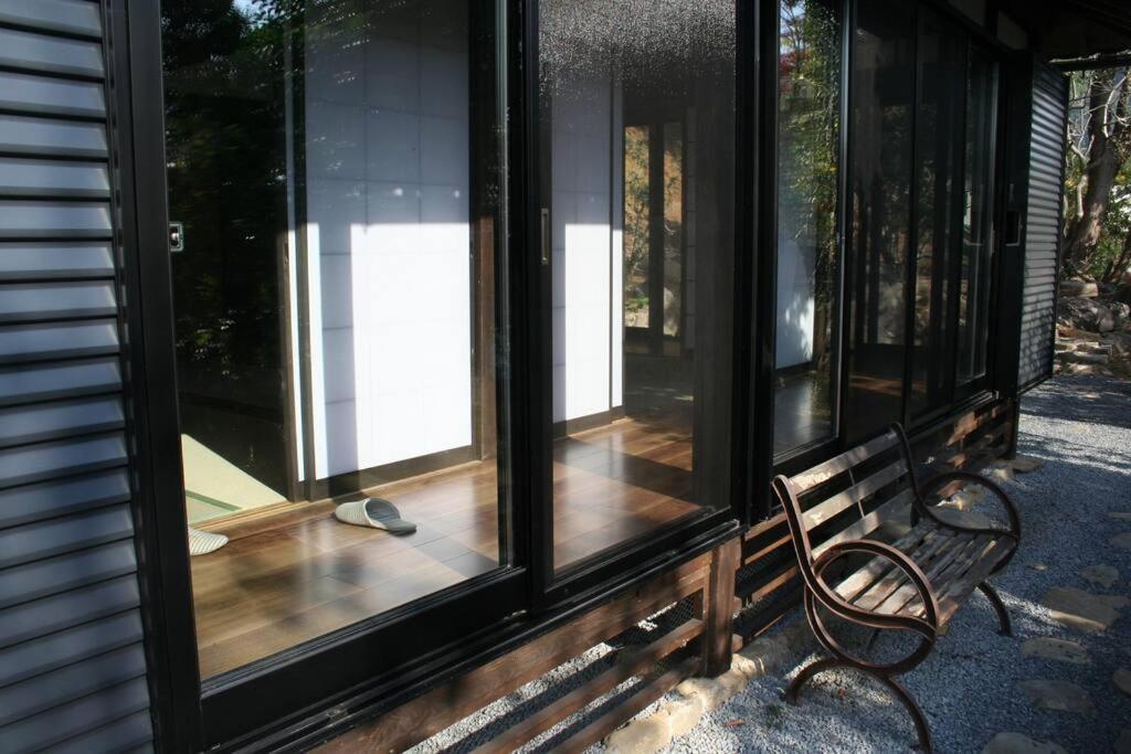 Traditional/modern Paradise In Quiet Area! *