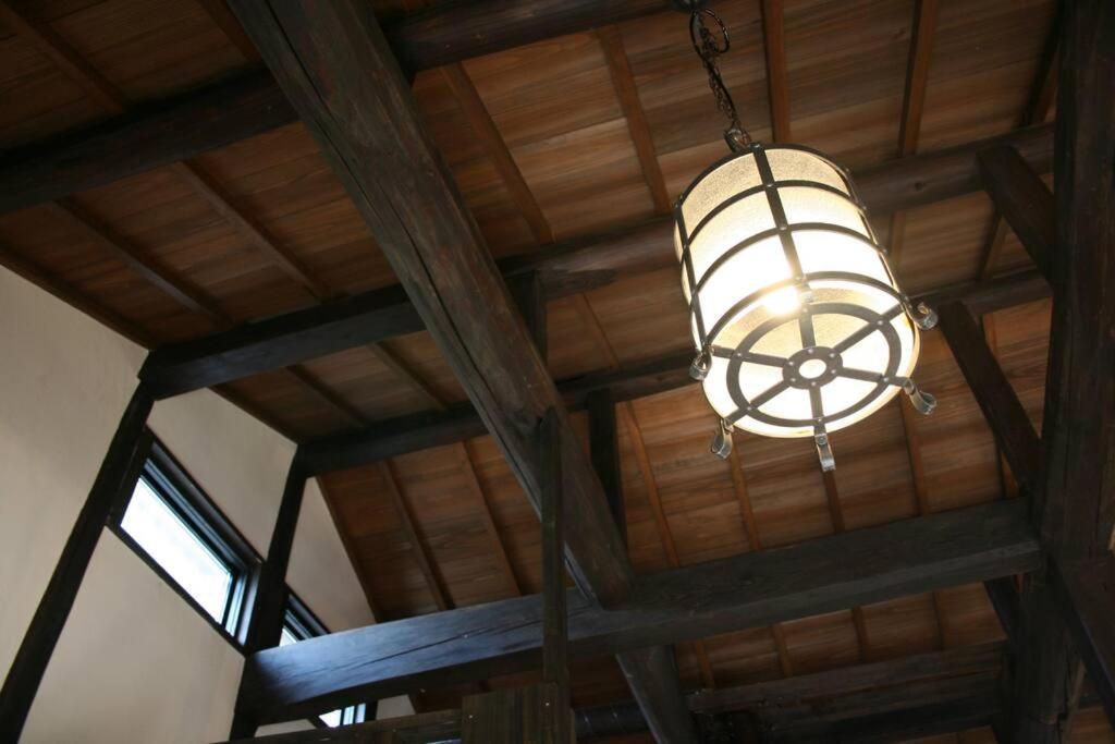 Traditional/modern Paradise In Quiet Area! *