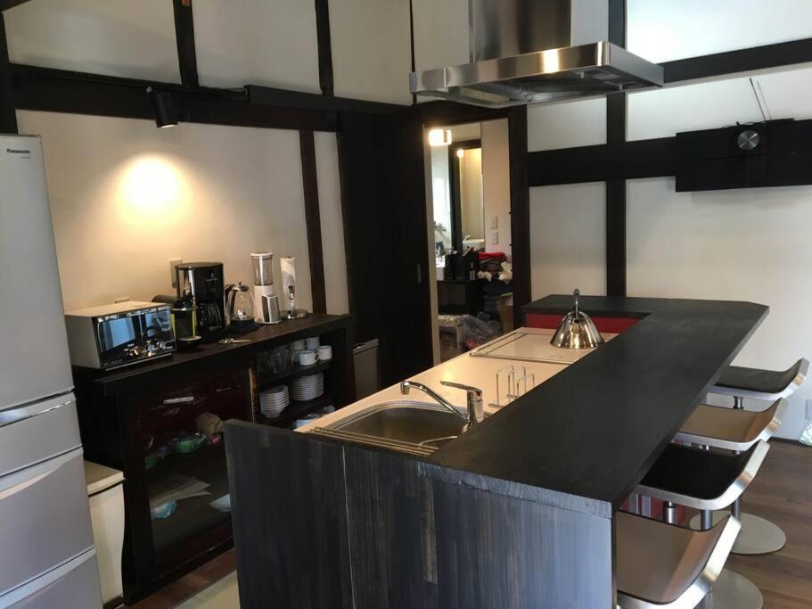 Apartment Traditional/modern Paradise In Quiet Area!